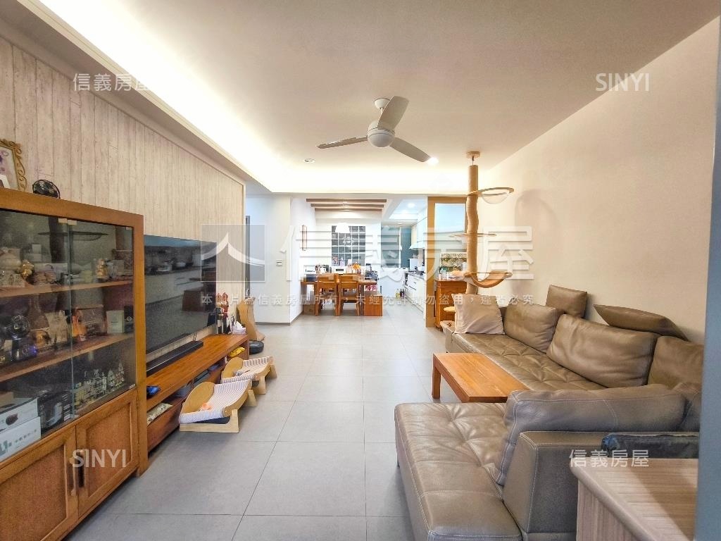 好美的房子房屋室內格局與周邊環境