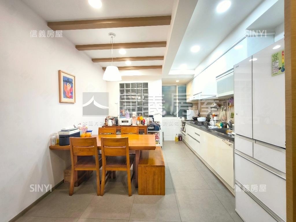 好美的房子房屋室內格局與周邊環境