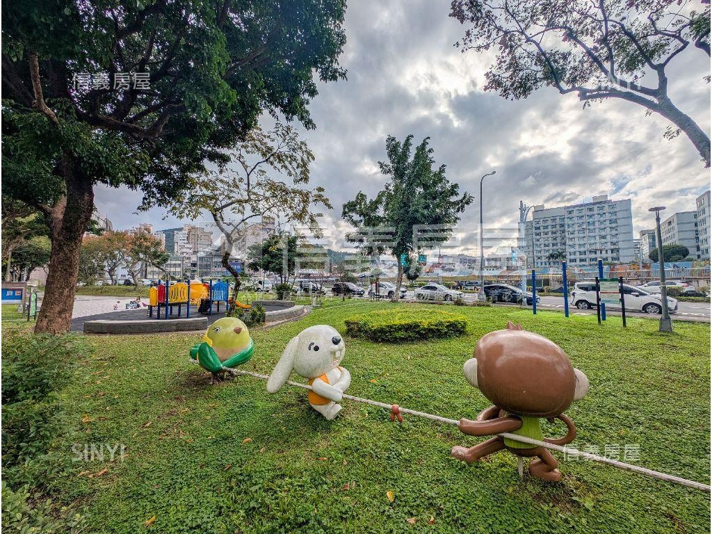 好美的房子房屋室內格局與周邊環境