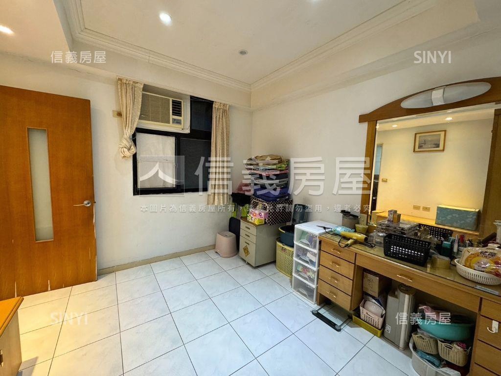 捷運旁✦靜謐角落陽光宅房屋室內格局與周邊環境