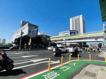 近捷運美三房低總價二樓