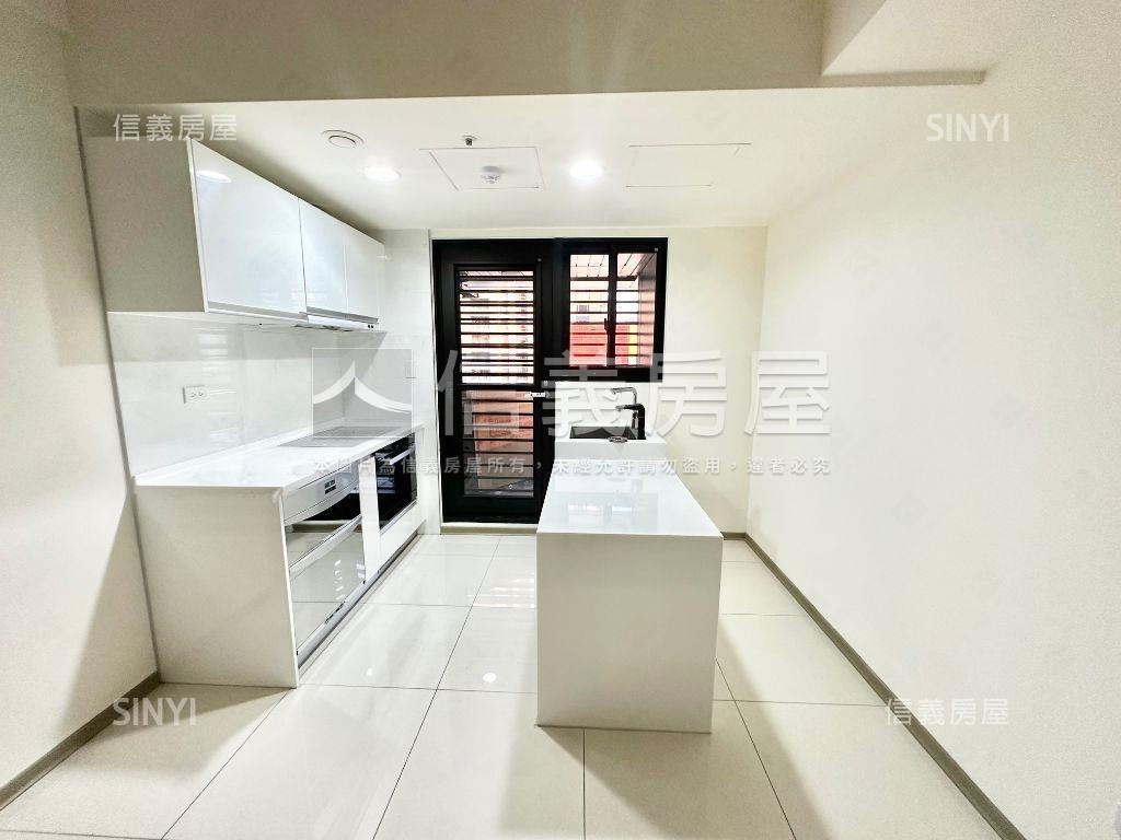 仰星殿邊間採光兩房車位房屋室內格局與周邊環境