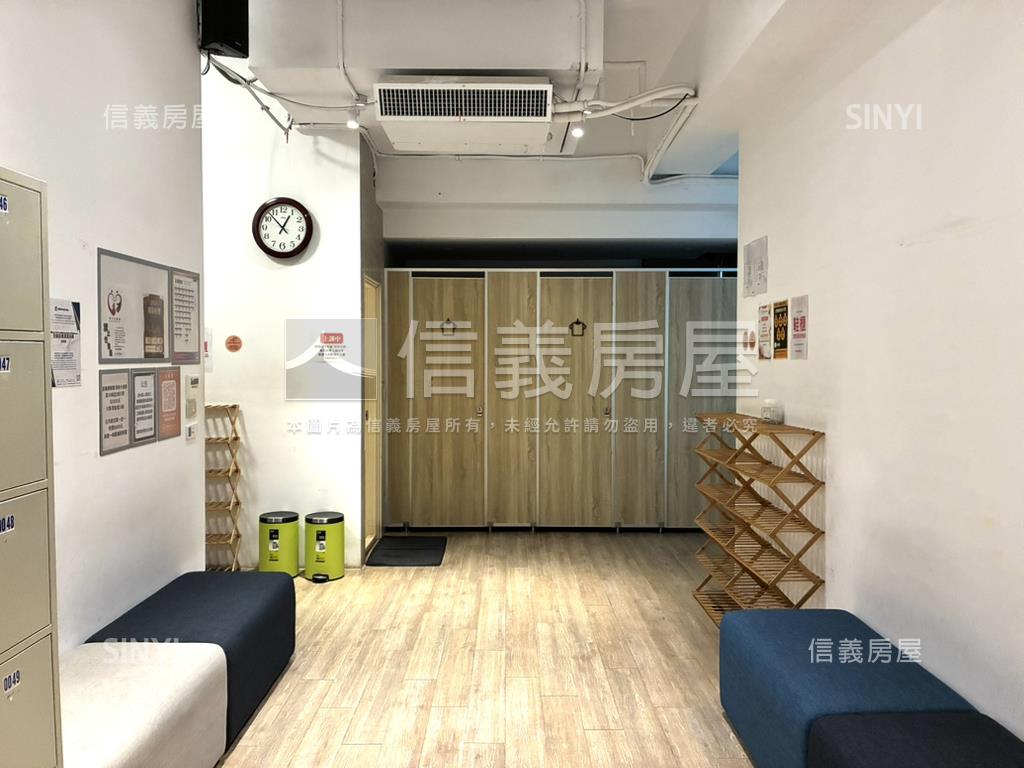 五權西路商用雙層大空間房屋室內格局與周邊環境