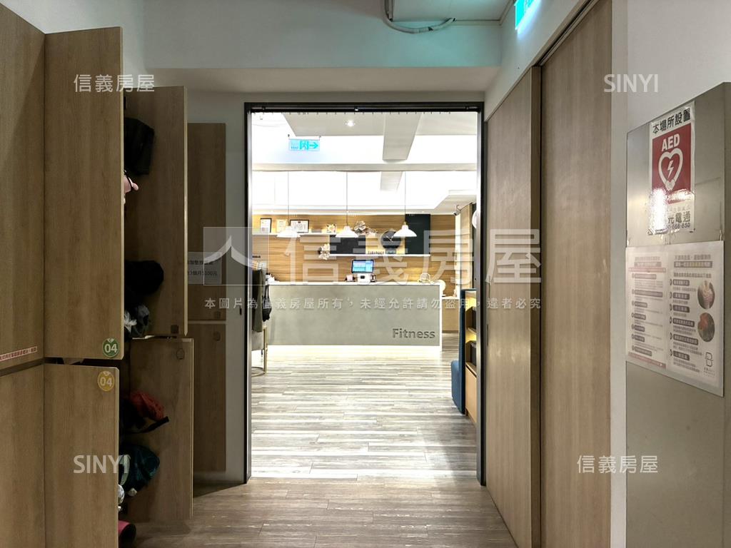 五權西路商用雙層大空間房屋室內格局與周邊環境