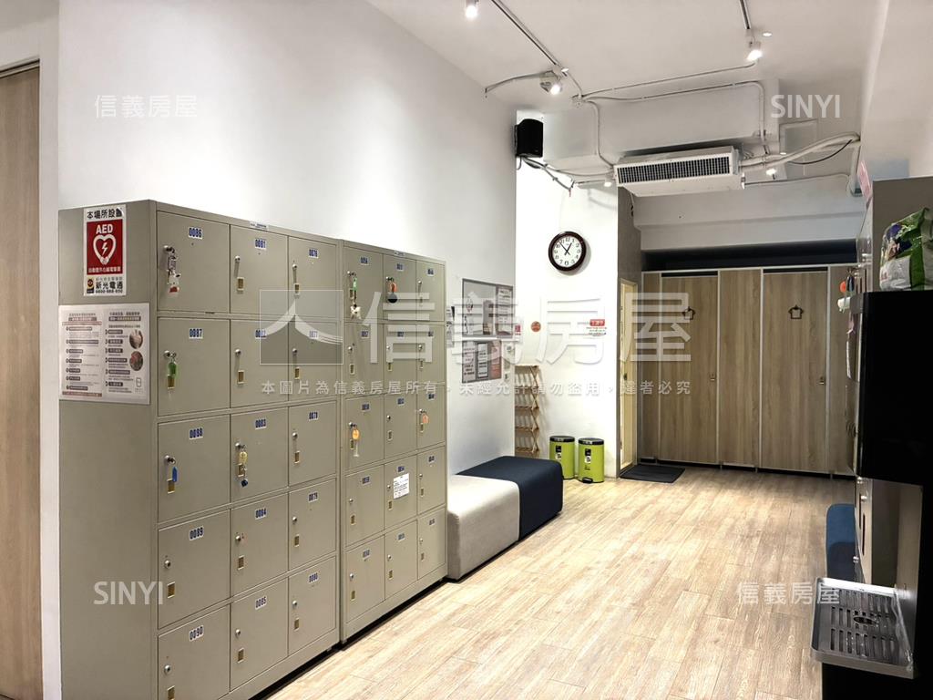 五權西路商用雙層大空間房屋室內格局與周邊環境