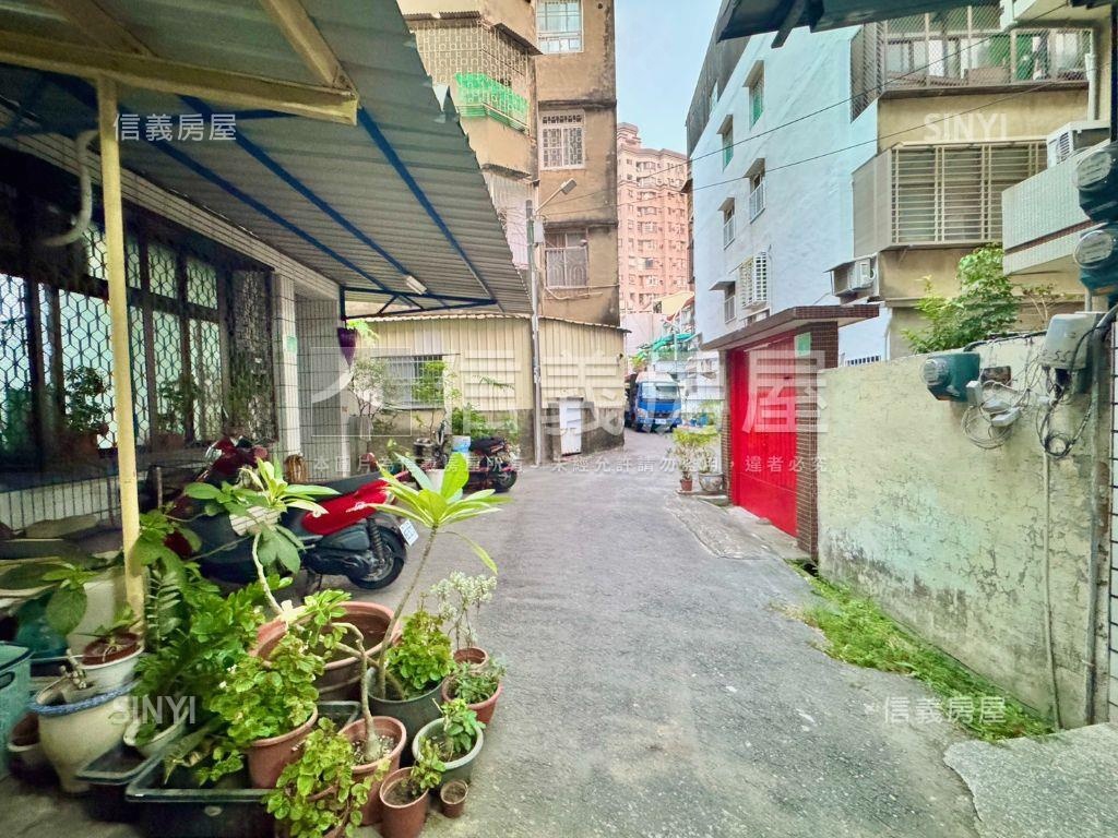 大橋商圈社區型三房含車位房屋室內格局與周邊環境