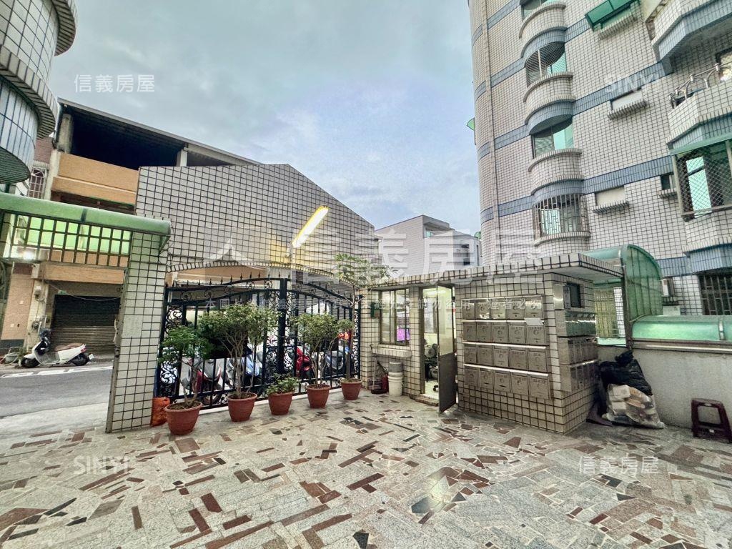 大橋商圈社區型三房含車位房屋室內格局與周邊環境