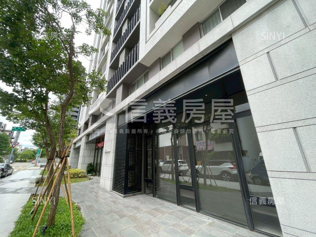 裕森林邊間兩房平車裝潢戶房屋室內格局與周邊環境