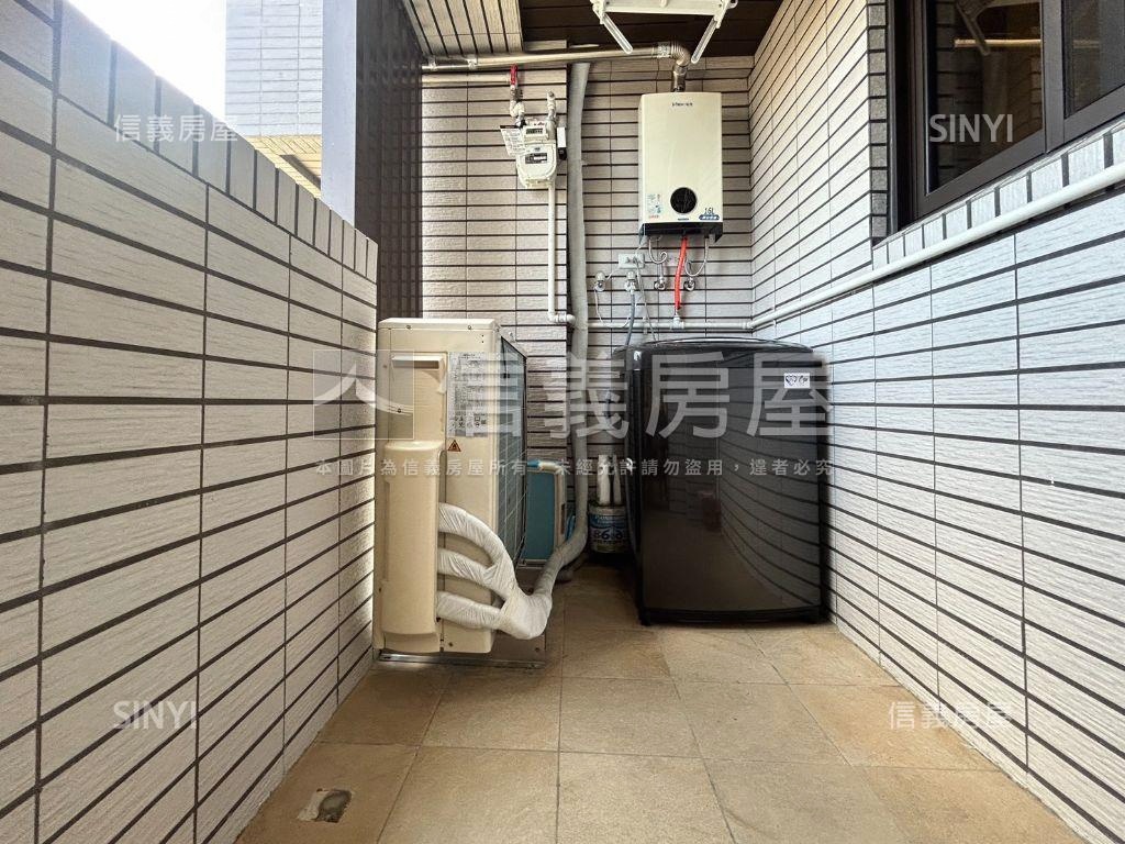 佳鋐首邑｜輕奢兩房平車房屋室內格局與周邊環境
