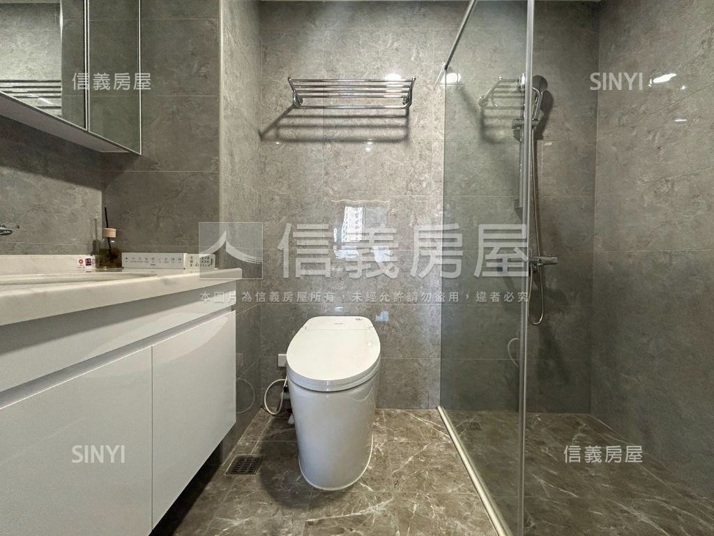 佳鋐首邑｜輕奢兩房平車房屋室內格局與周邊環境
