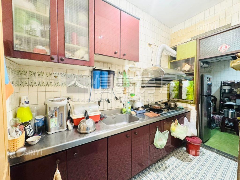 低總價文林國小公寓一樓房屋室內格局與周邊環境