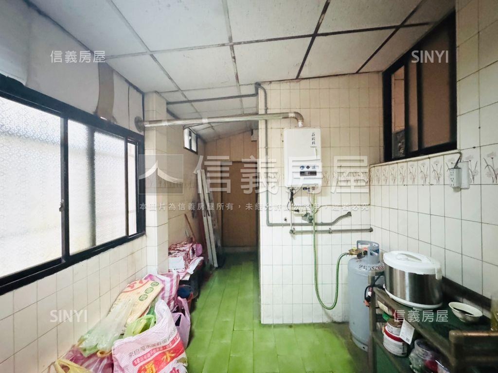 低總價文林國小公寓一樓房屋室內格局與周邊環境