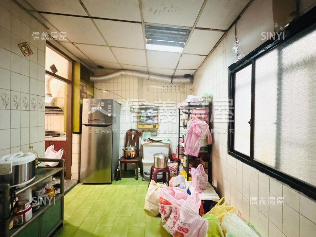 低總價文林國小公寓一樓房屋室內格局與周邊環境