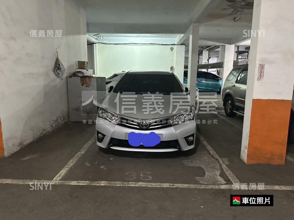大學城四房車位大邊間房屋室內格局與周邊環境