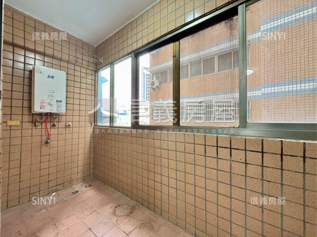 綠灣柳川前美樓店房屋室內格局與周邊環境