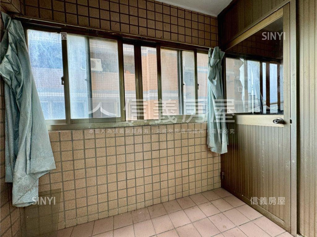 綠灣柳川前美樓店房屋室內格局與周邊環境