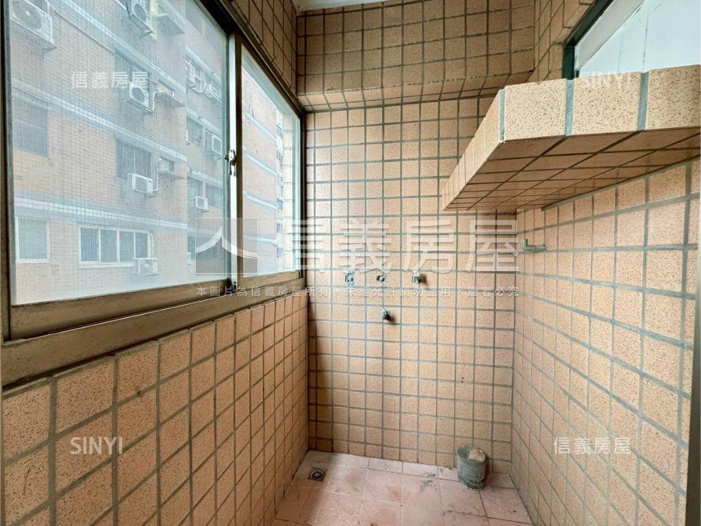 綠灣柳川前美樓店房屋室內格局與周邊環境
