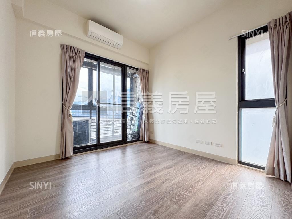 棕櫚泉美三房採光戶房屋室內格局與周邊環境