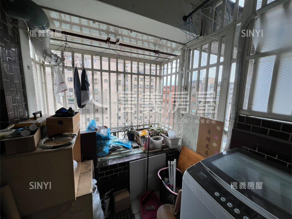 雙子星低總方正美屋房屋室內格局與周邊環境