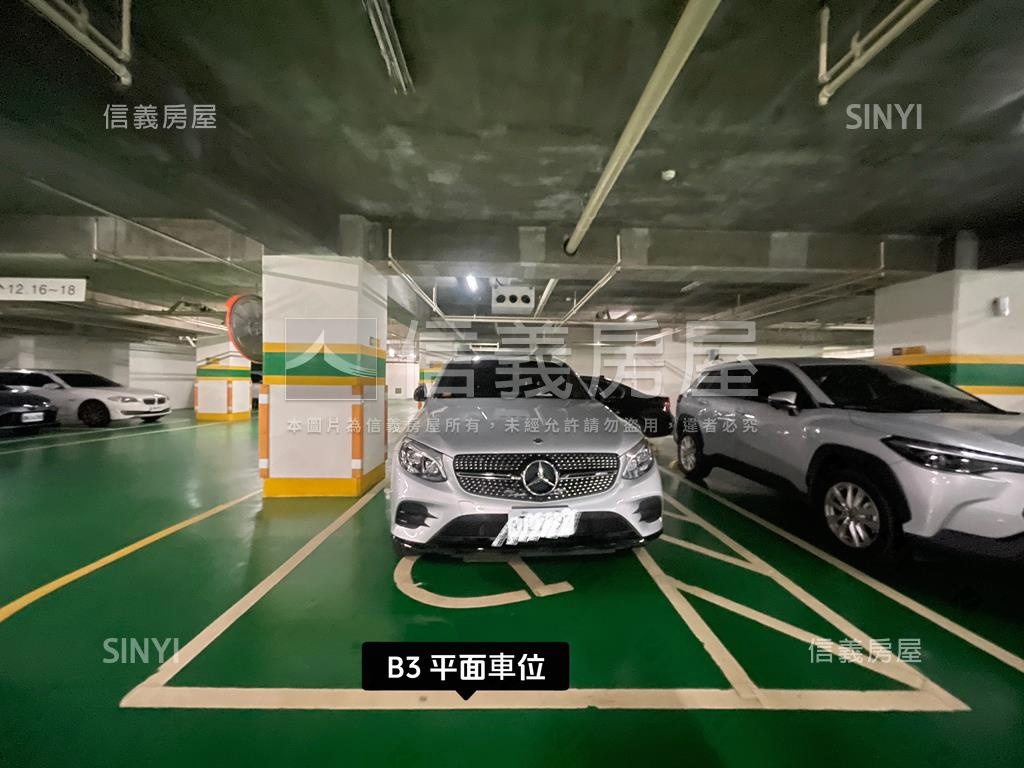 精選★Ｕ未來面中庭裝潢屋房屋室內格局與周邊環境