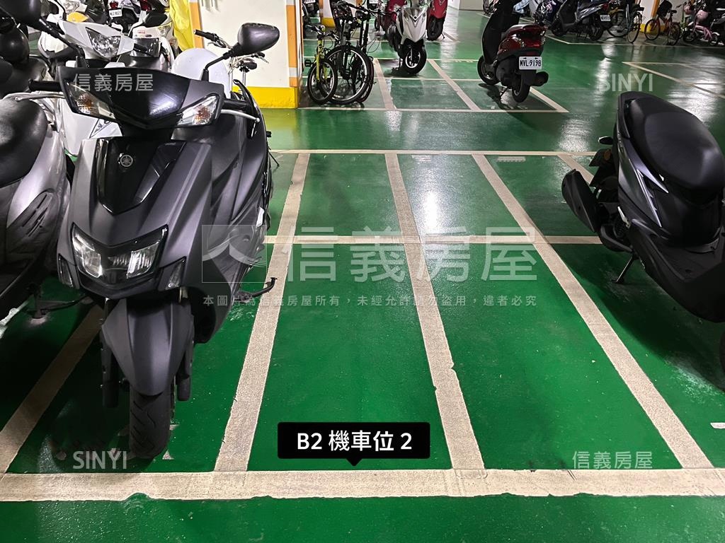 精選★Ｕ未來面中庭裝潢屋房屋室內格局與周邊環境