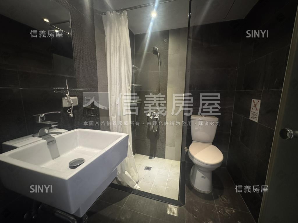 新生北美宅稀有釋出房屋室內格局與周邊環境