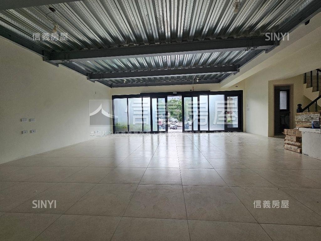 昌平。面寬金店面房屋室內格局與周邊環境