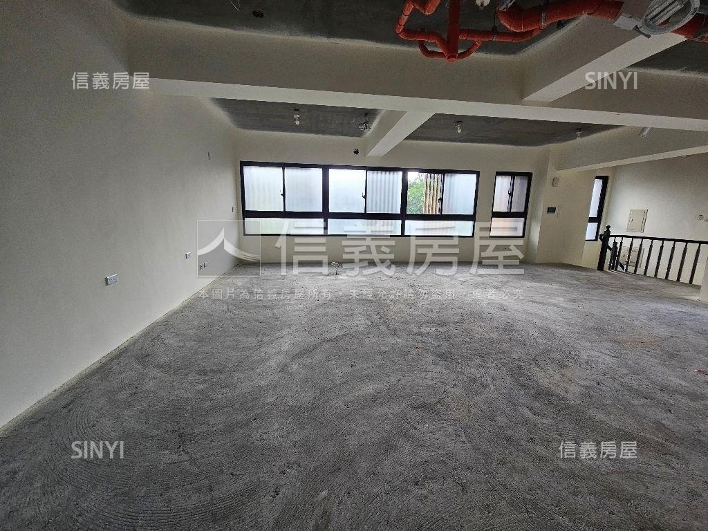 昌平。面寬金店面房屋室內格局與周邊環境