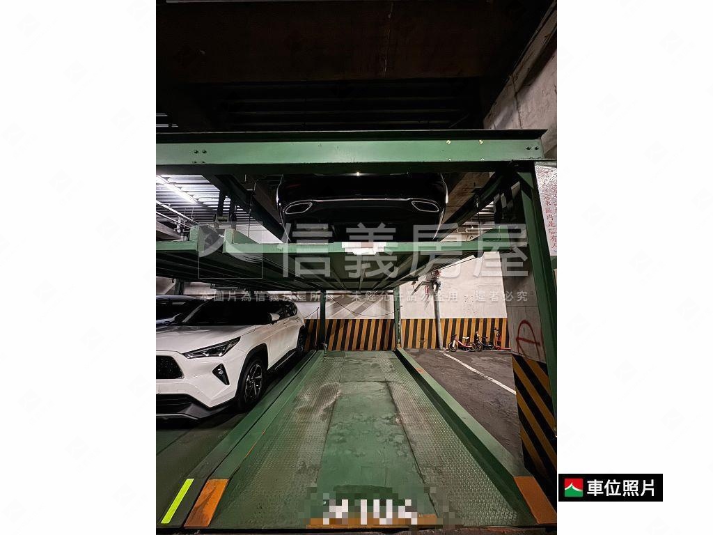 專任中友綠園邸三房露臺戶房屋室內格局與周邊環境