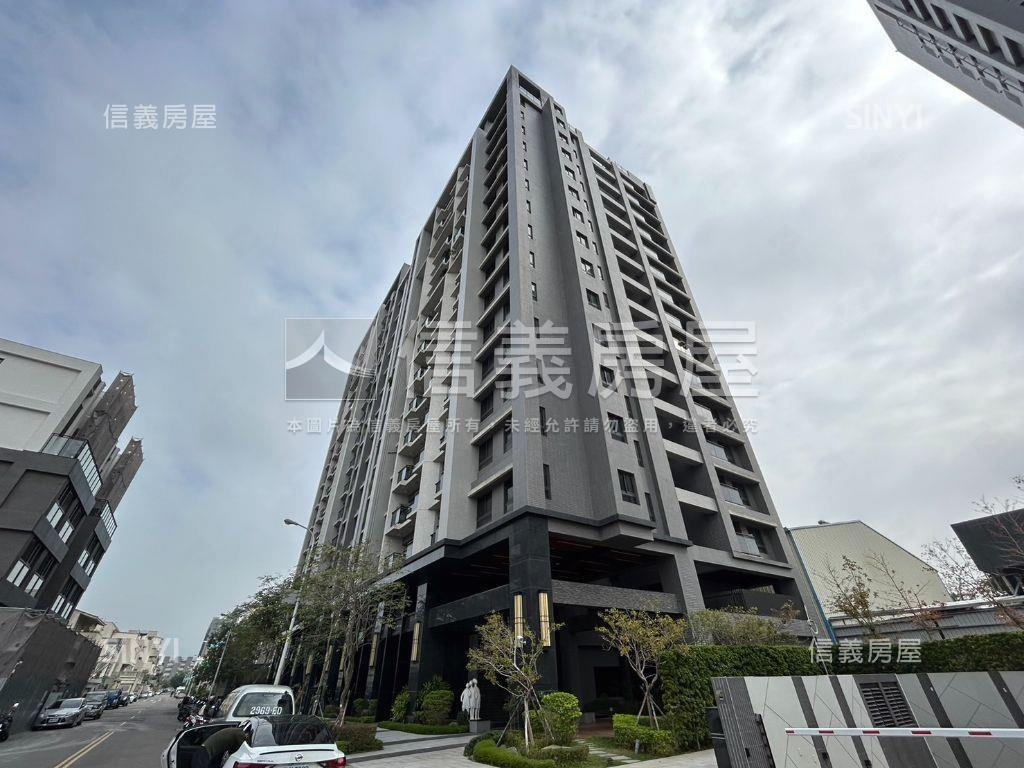 小春日和兩房車位。瑰寶房屋室內格局與周邊環境