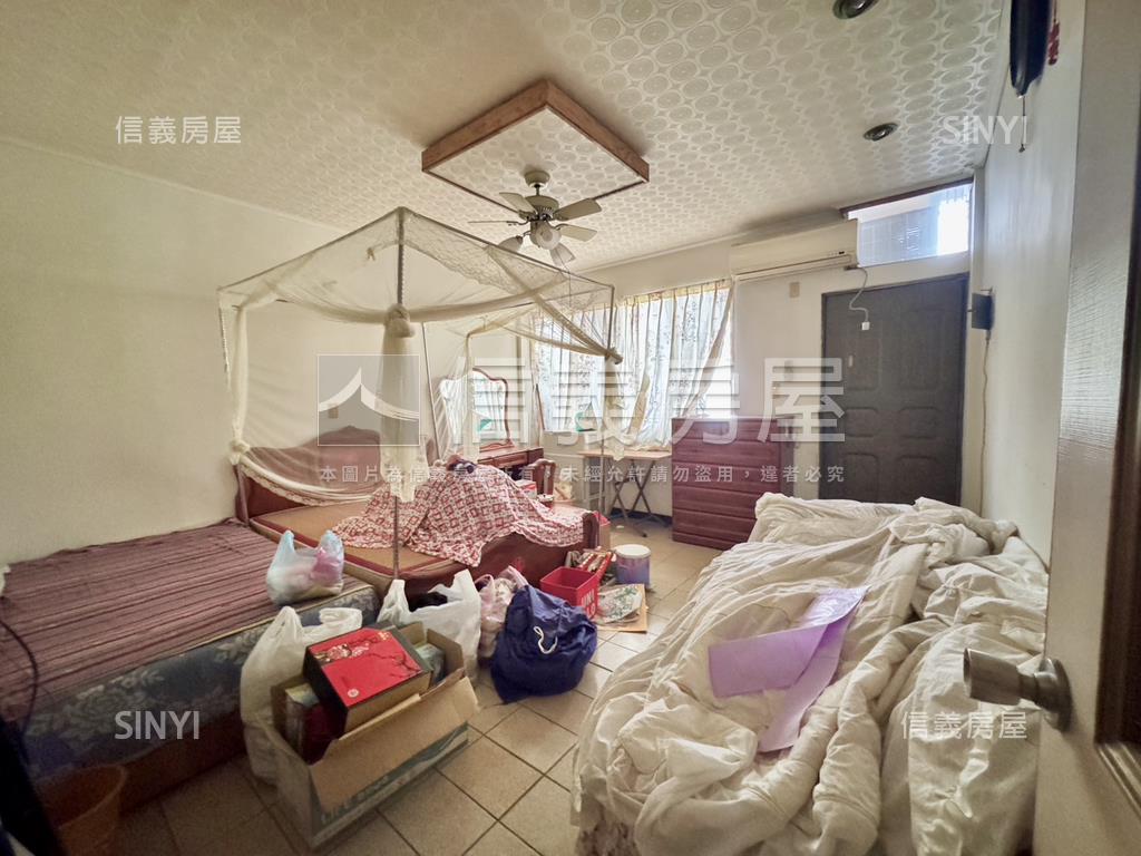 大橋大地坪車庫透天房屋室內格局與周邊環境