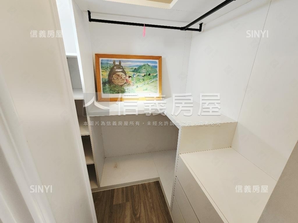 捷運高樓美裝三房房屋室內格局與周邊環境