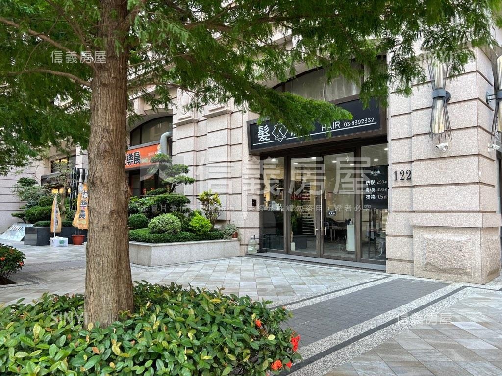 南勢重劃區面寬吸睛▲角店房屋室內格局與周邊環境