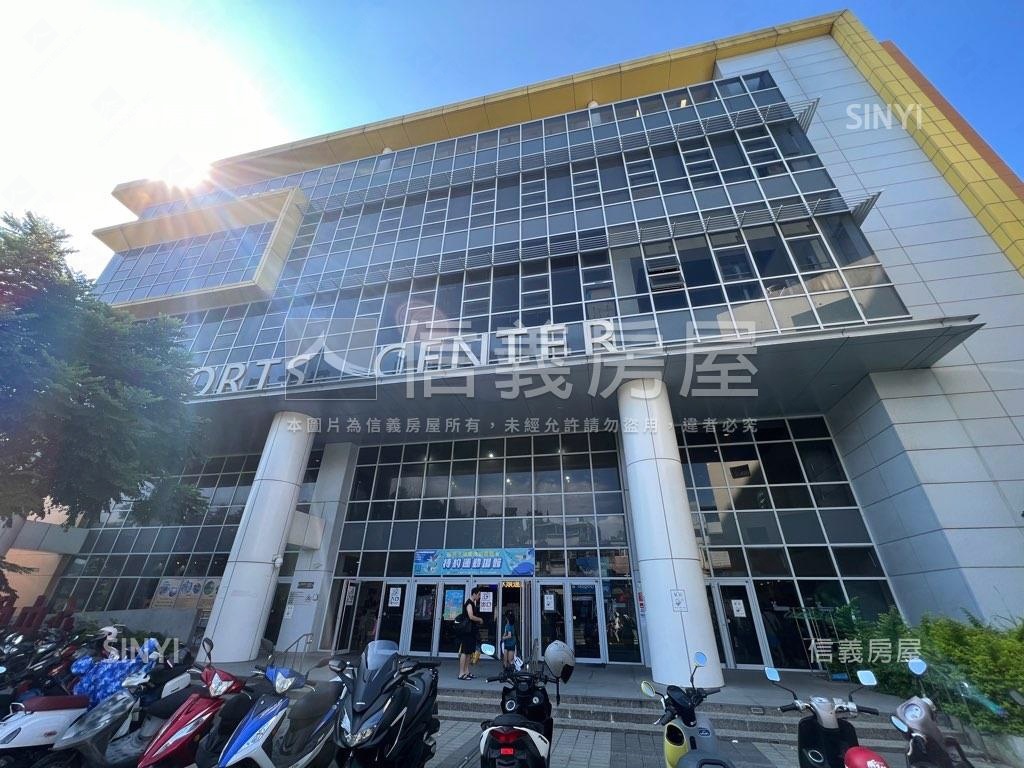 南勢重劃區面寬吸睛▲角店房屋室內格局與周邊環境