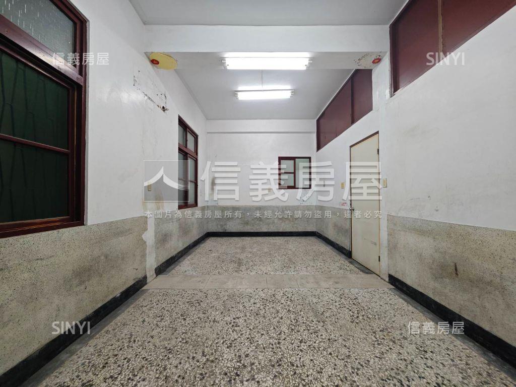 海安路近鯨吞燒大坪透天房屋室內格局與周邊環境