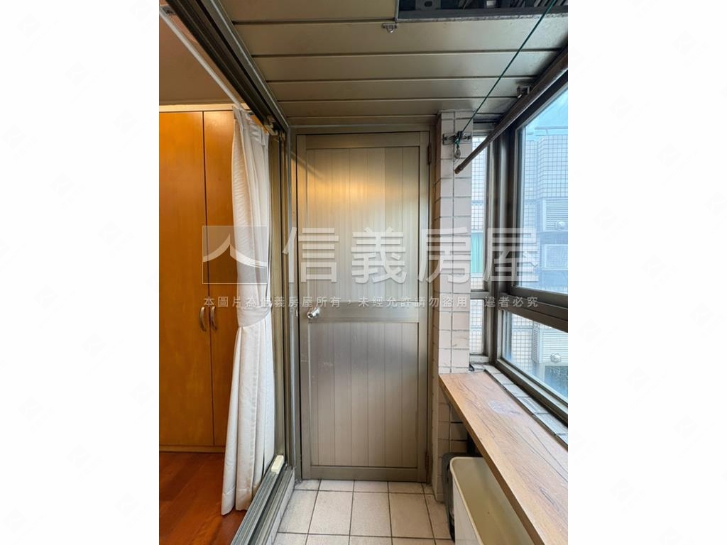 捷運囍多高樓１房有裝潢房屋室內格局與周邊環境
