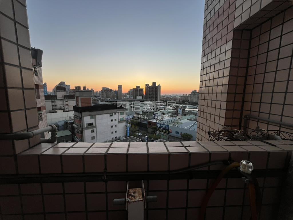 武陵綠大地電梯三房房屋室內格局與周邊環境