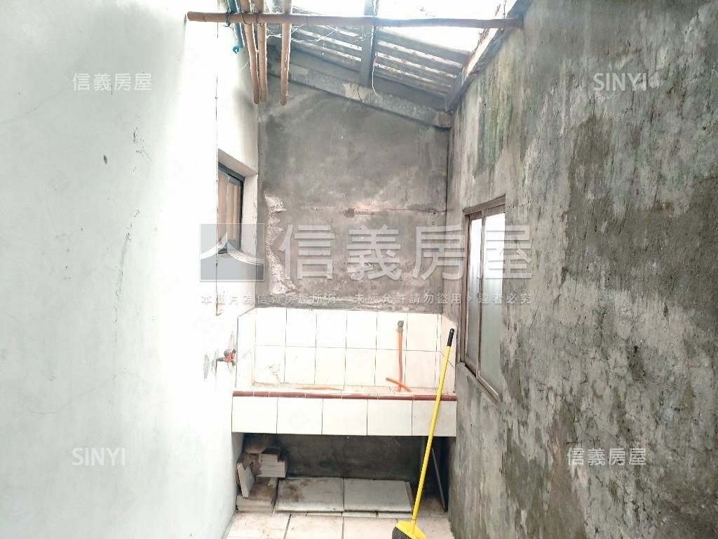 楊梅新江路４房透天房屋室內格局與周邊環境