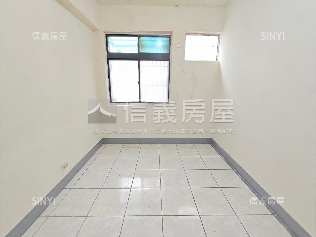 楊梅新江路４房透天房屋室內格局與周邊環境