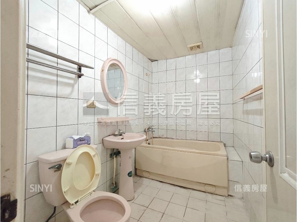 楊梅新江路４房透天房屋室內格局與周邊環境