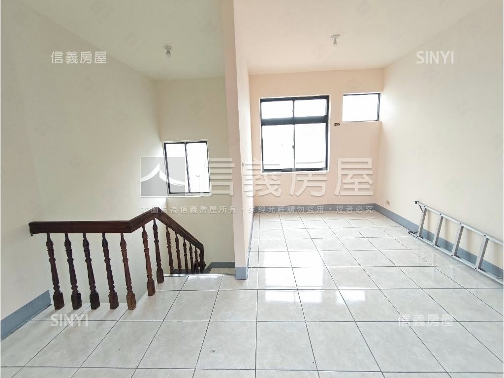 楊梅新江路４房透天房屋室內格局與周邊環境