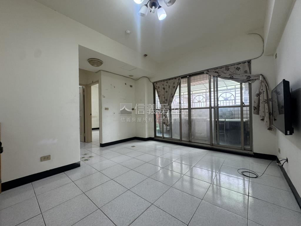 小資兩房～幸福美家房屋室內格局與周邊環境