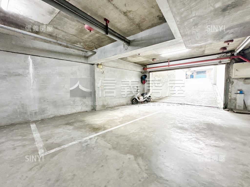 專．近捷運一樓美三房平車房屋室內格局與周邊環境