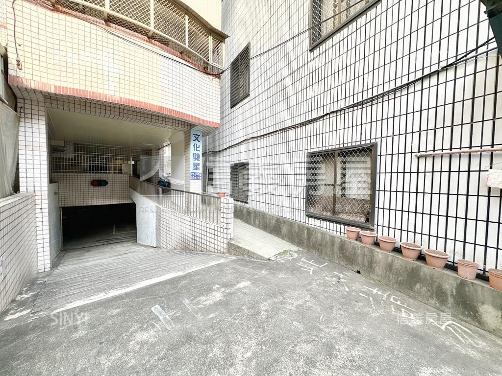 專．近捷運一樓美三房平車房屋室內格局與周邊環境