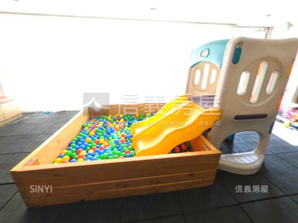 家華國寶｜近遠百採光戶房屋室內格局與周邊環境