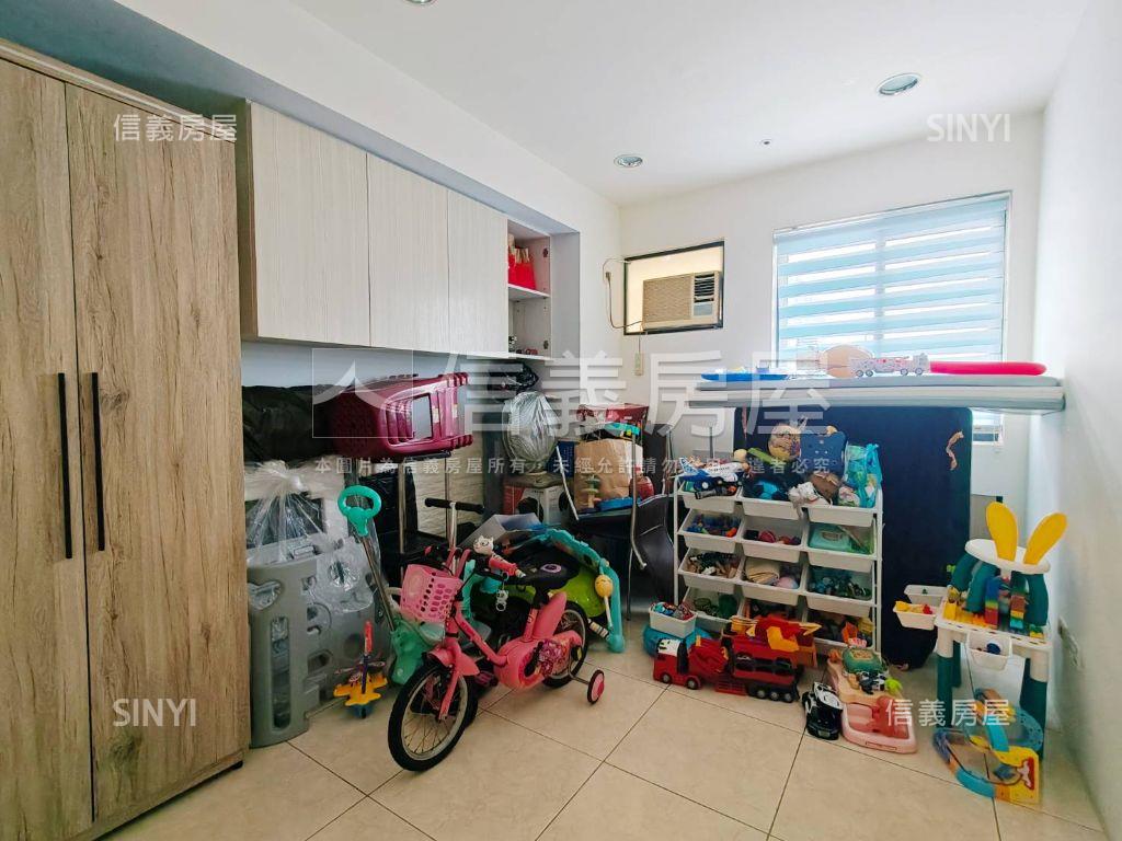 近中山醫高樓美屋附車位房屋室內格局與周邊環境