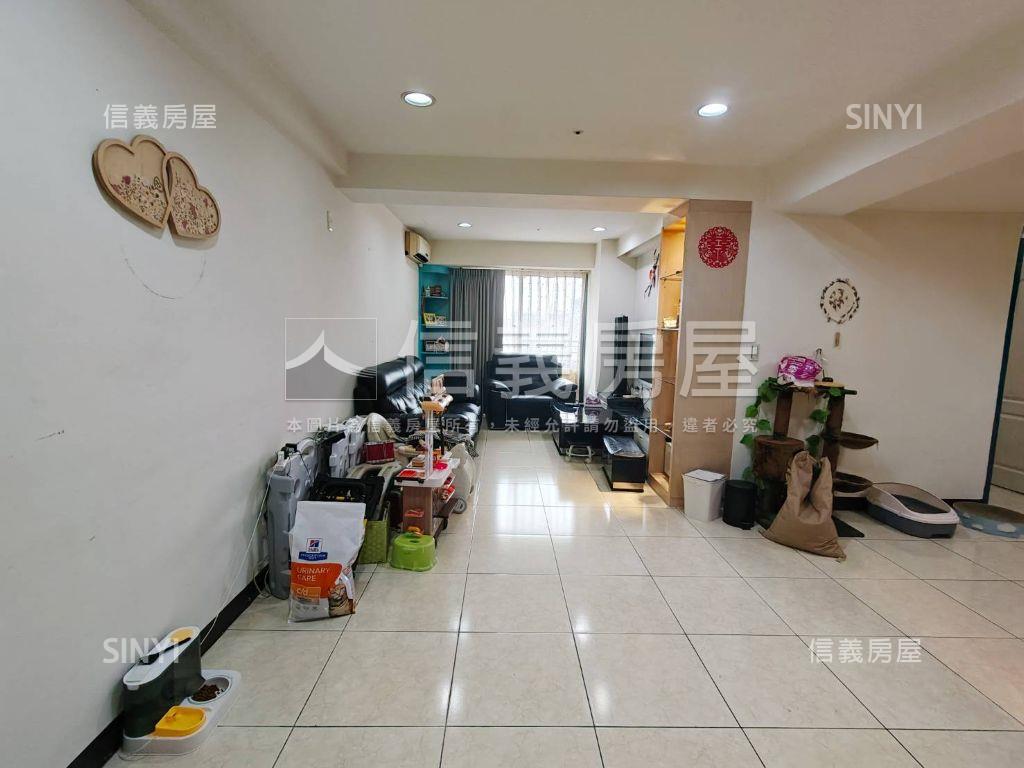 近中山醫高樓美屋附車位房屋室內格局與周邊環境