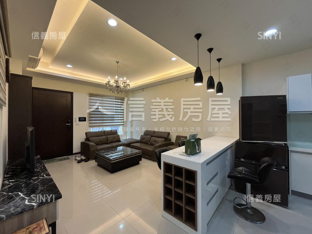 巨匠傳奇董ㄟ車庫美墅房屋室內格局與周邊環境