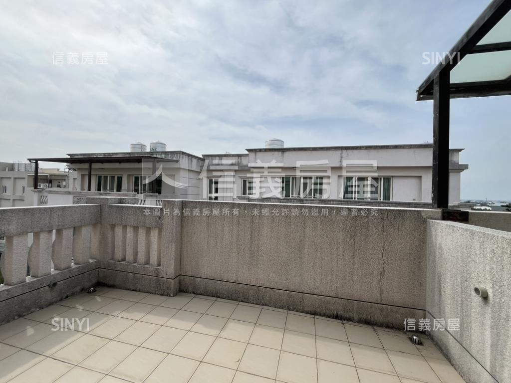 巨匠傳奇董ㄟ車庫美墅房屋室內格局與周邊環境