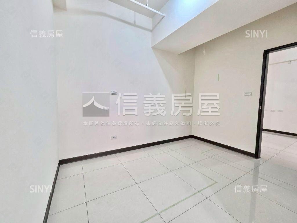 高妍植天空之城３房車位房屋室內格局與周邊環境
